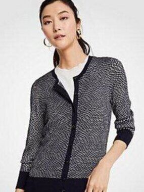 Ann Taylor Geo Wave Lightweight Knit Cardian M